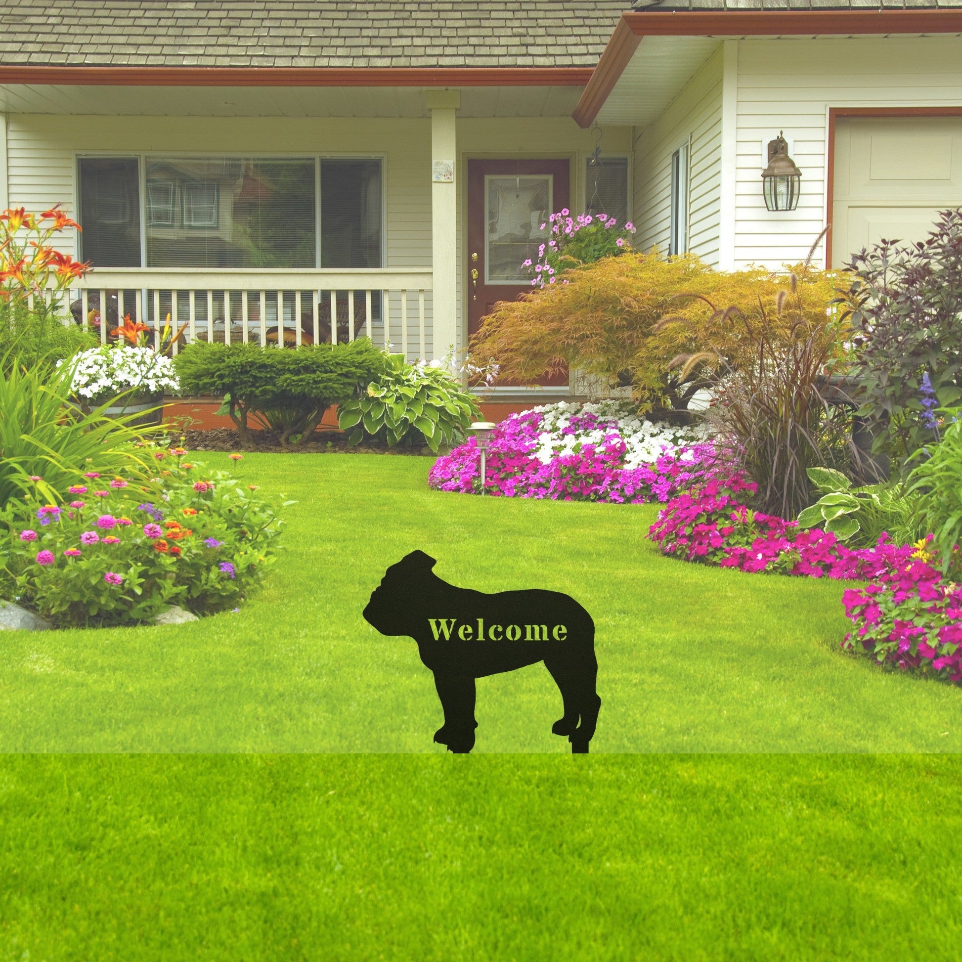 English Bulldog Welcome Lawn Sign - BullyBellyMetal Sign