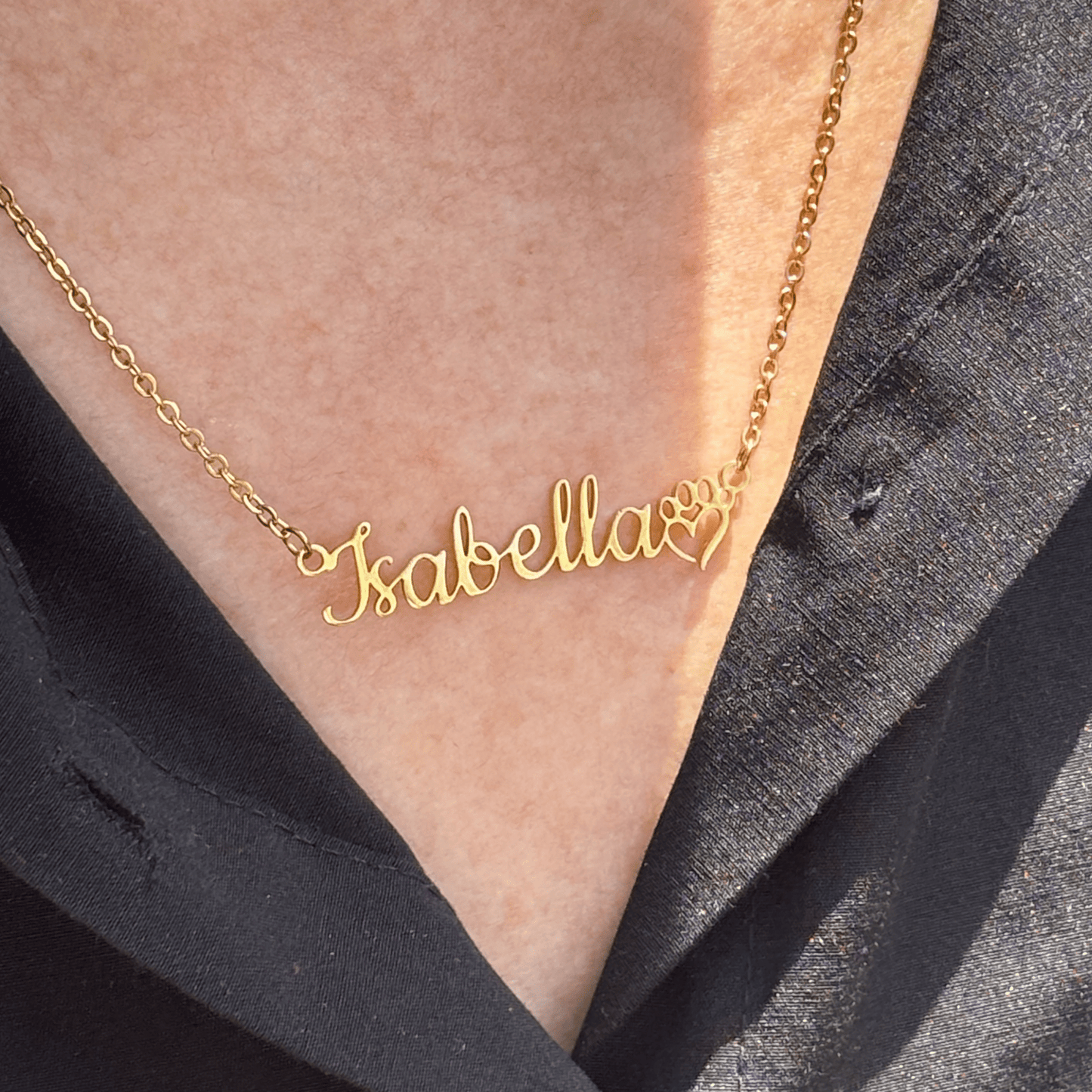 Personalized Paw Print Necklace: A Heartfelt Keepsake for Dog Moms - BullyBellyJewelry